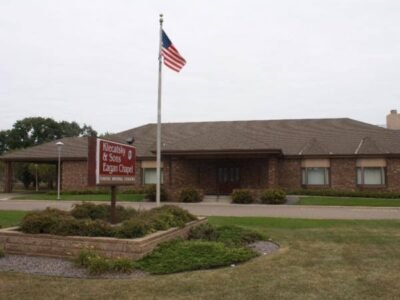 Klecatsky & Sons Eagan Chapel