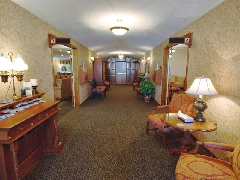 Colonial-Wojciechowski Funeral Home