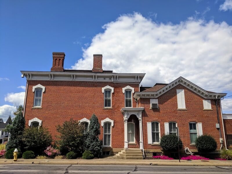 Denbow-Gasche Funeral Home & Crematory