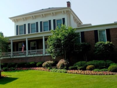 Yurs Funeral Homes Inc.