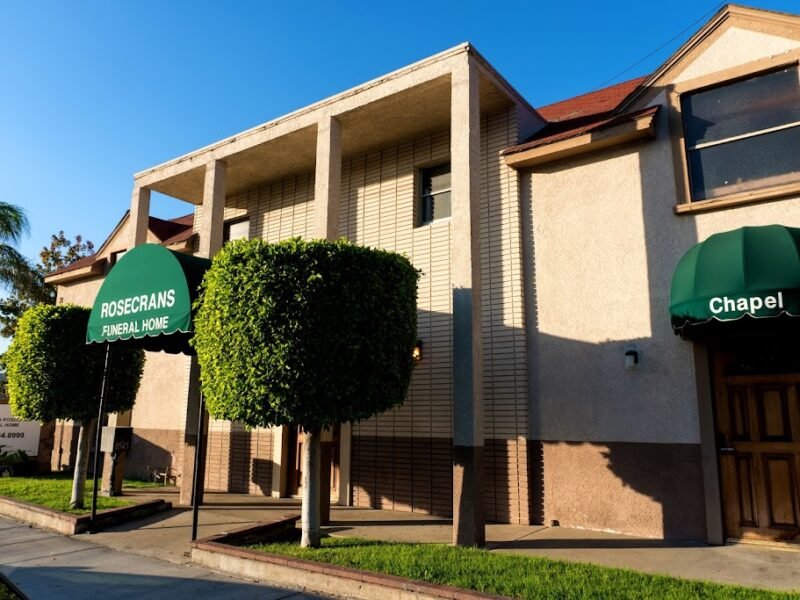 Deco Familia Rosecrans Funeral Home