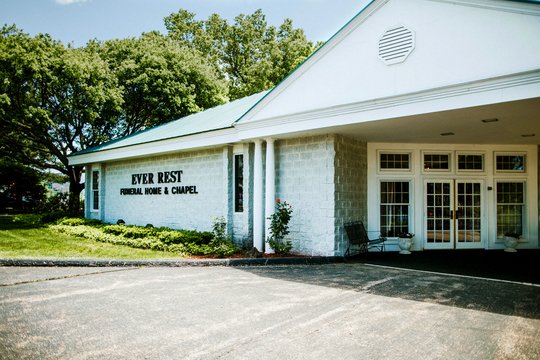 Ever Rest Funeral Home and Cremation Chapel