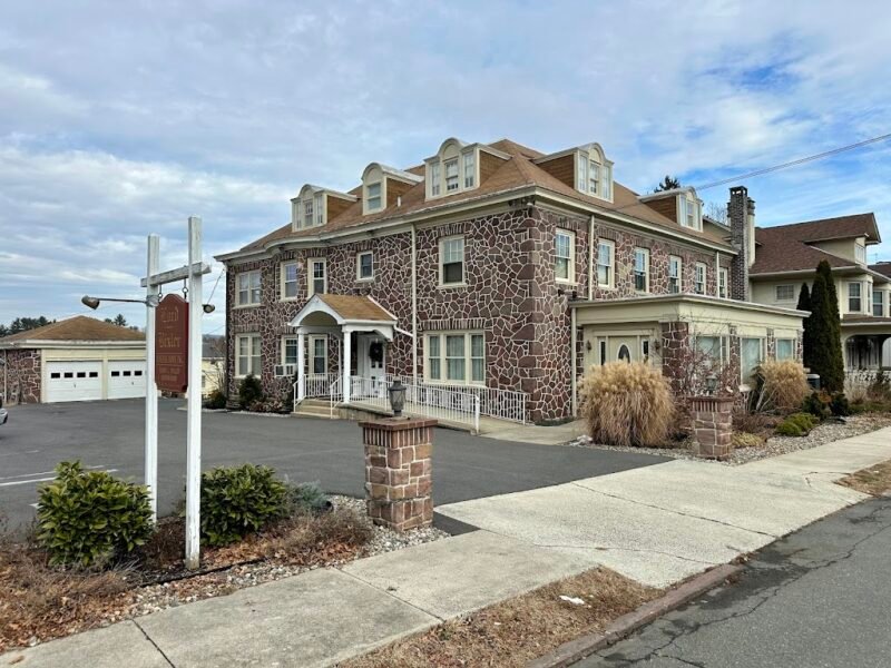 Lord Ebling Haus Funeral Home & Crematory