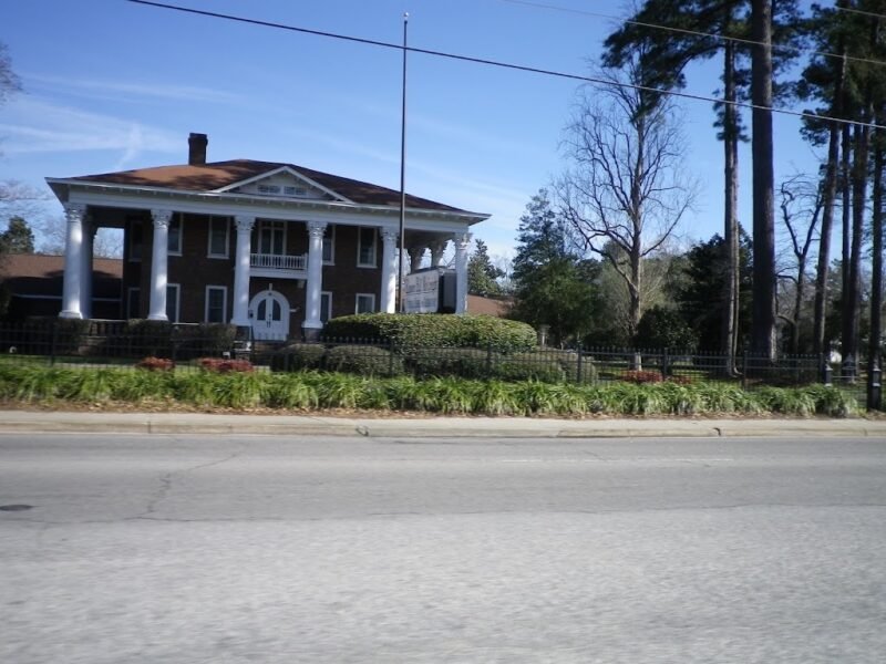 Elmore Hill McCreight Funeral Home and Crematory