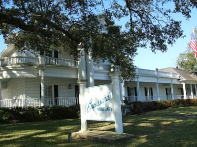 Broussard's Mortuary (Nederland)