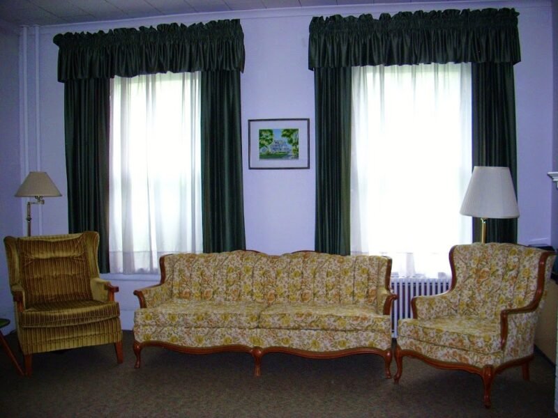 Bensing-Thomas Funeral Home Inc