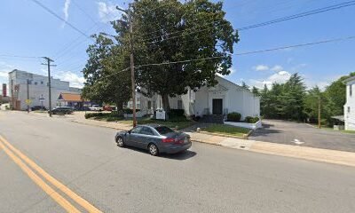 Wrenn-Yeatts Funeral Home North Main Chapel